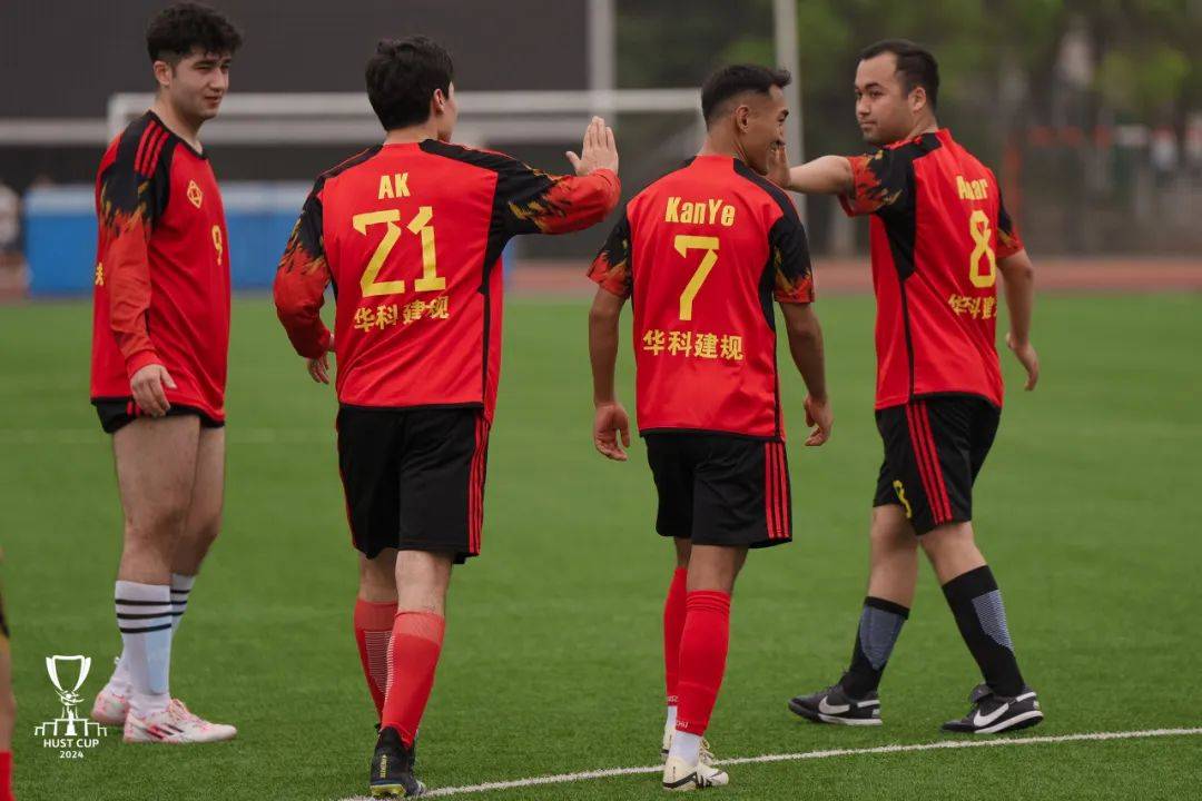 FB体育-战罢60分钟，球队成功晋级16强