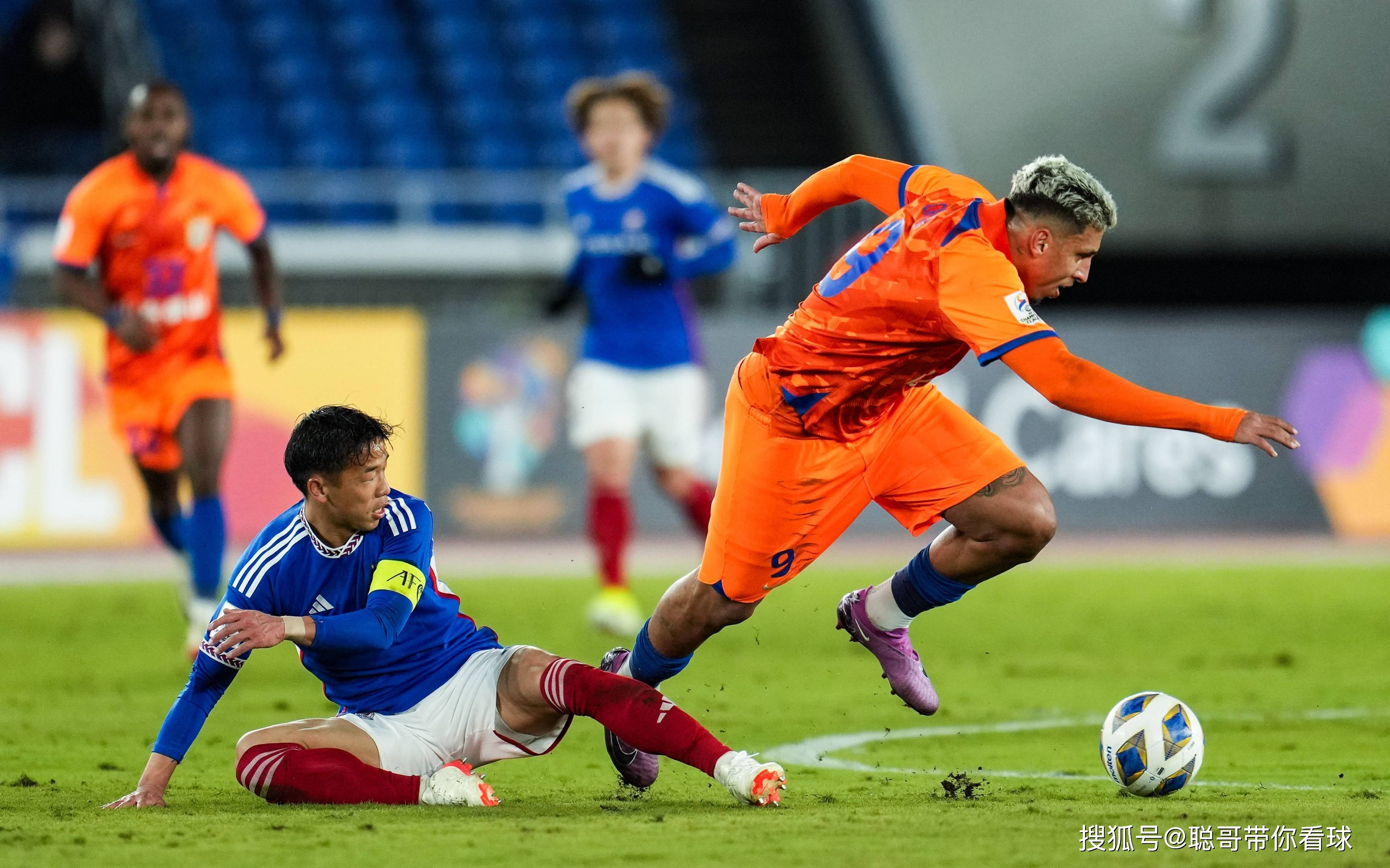 FB体育官网-水原球队在场上展现出无与伦比的实力