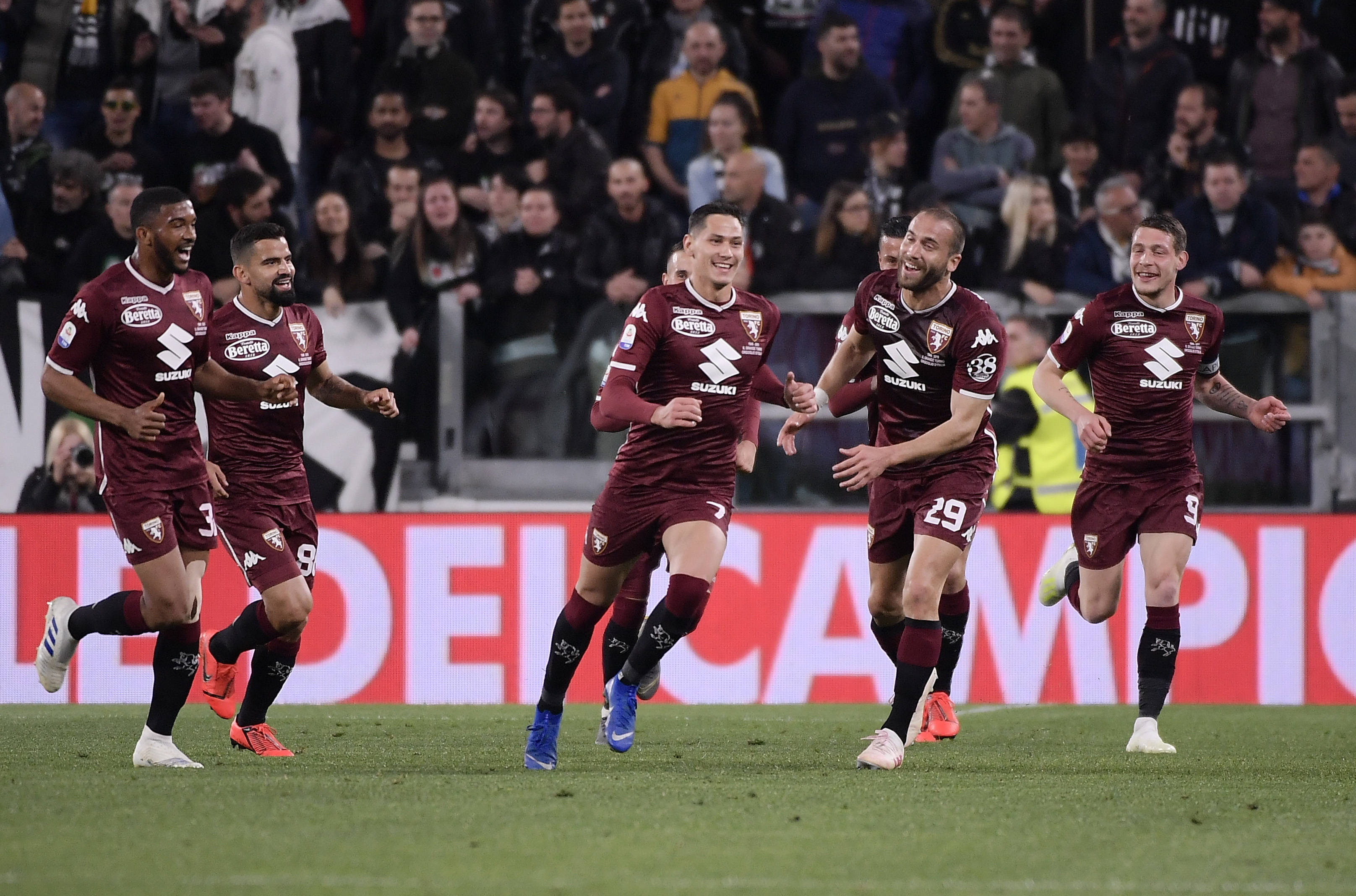 FB体育官网-都灵主场难守大局，保级形势堪忧