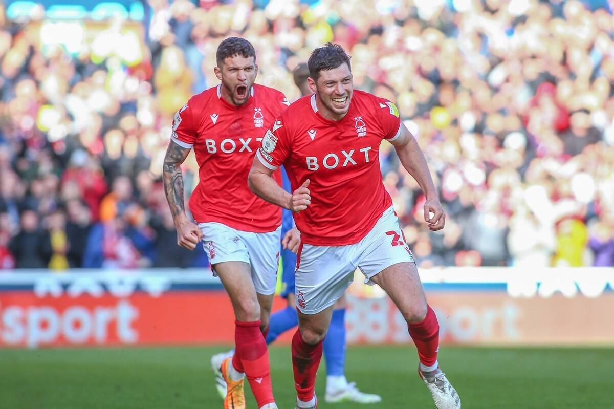 FB体育官网-诺维奇主场逼平伯恩茅斯，保级希望暂时保留！