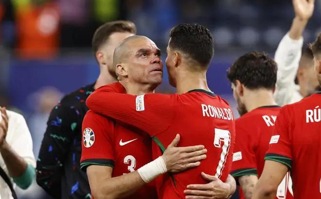 FB体育官方网站-法国全胜：欧洲杯预选赛战绩亮眼向前冲