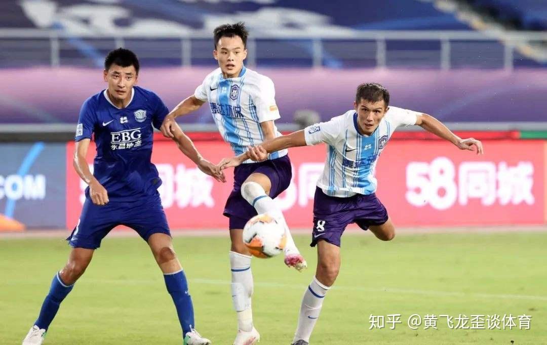 FB体育官方网站-国内足球热点：重庆斯威大胜天津泰达，提升排名