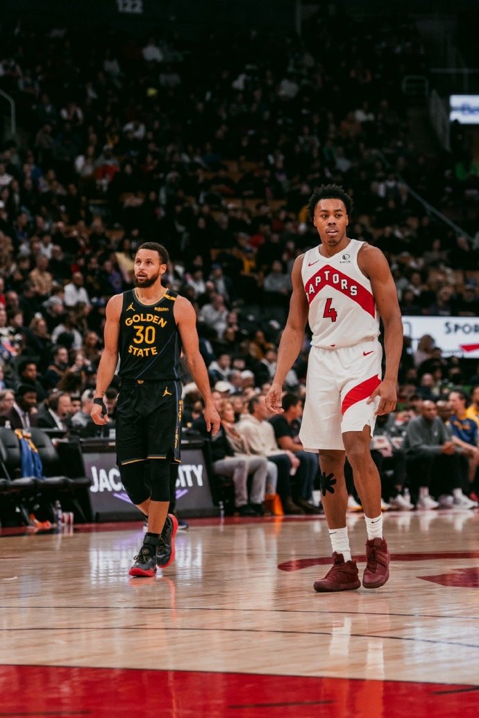 FB体育官网-猛龙主场击败国王，伊巴卡爆发全队最高得分