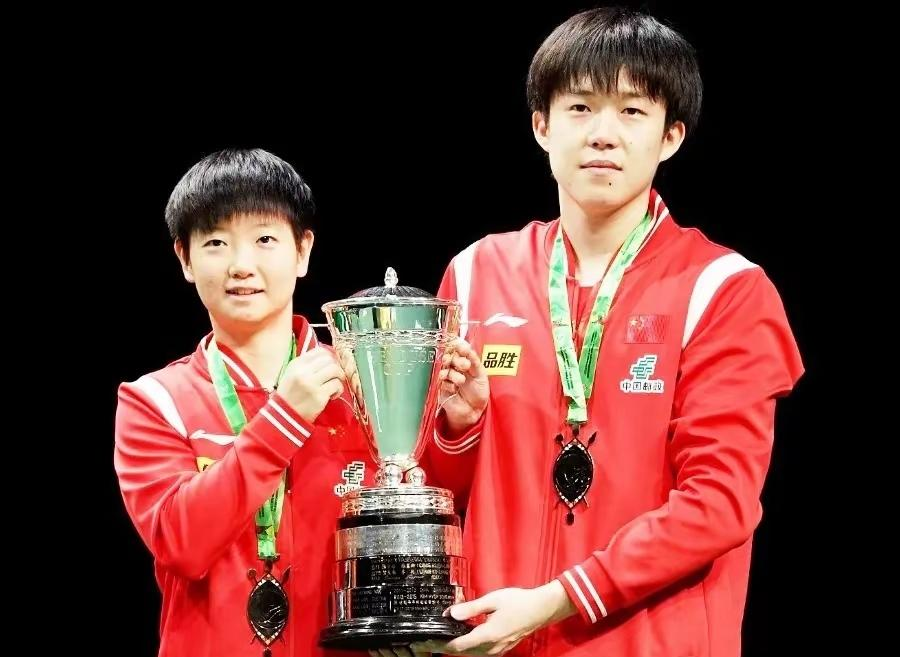 FB体育官网-白俄罗斯选手雄姿英发，锁定胜局